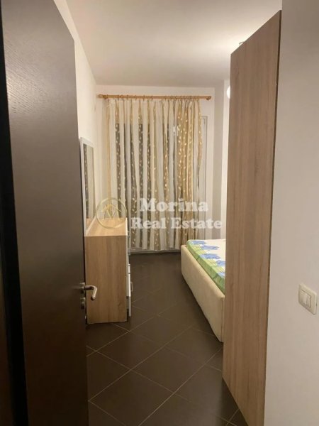 Tirane, jepet me qera apartament 1+1 Kati 2, 60 m² 450 € (Varri Bamit — Rruga Xhanfize Keko)