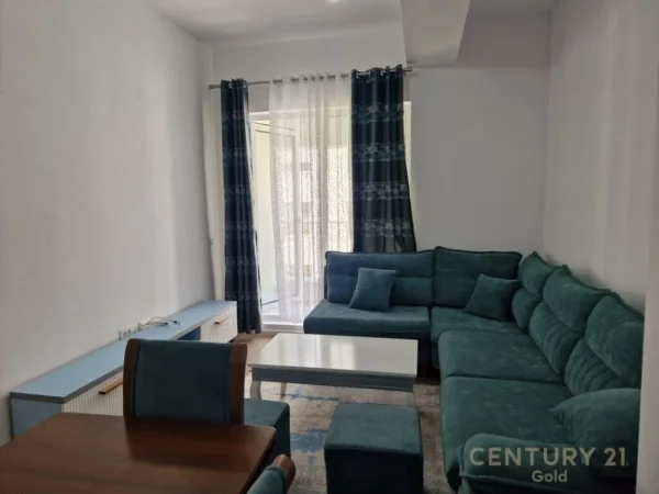 Tirane, jepet me qera apartament 2+1+Aneks+Ballkon Kati 3, 87 m² 550 € (Ali Demi)
