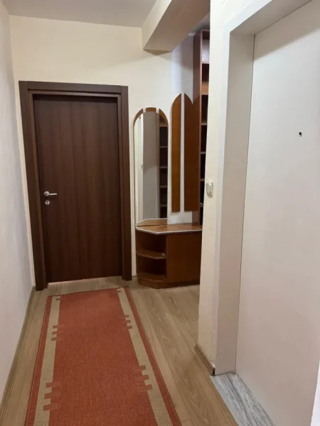 Tirane, jepet me qera apartament 1+1+Aneks+Ballkon Kati 3, 80 m² 350 € (Ali Dem ish tregu elektrik)