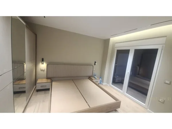 Tirane, jepet me qera apartament 2+1+Aneks+Ballkon Kati 2, 110 m² 700 € (Astir)