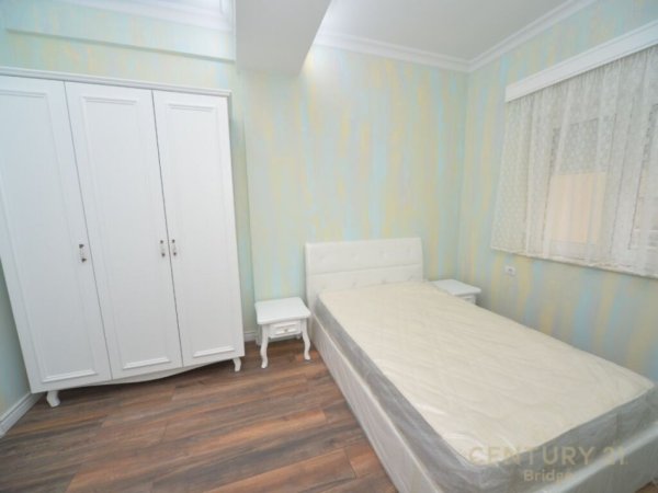 Tirane, jepet me qera apartament 2+1+Aneks+Ballkon Kati 1, 118 m² 950 € (TOUCH OF THE SUN)