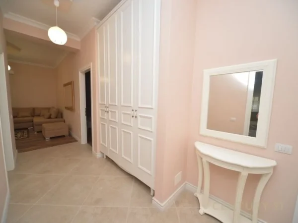Tirane, jepet me qera apartament 2+1+Aneks+Ballkon Kati 1, 118 m² 950 € (TOUCH OF THE SUN)