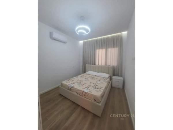 Tirane, jepet me qera apartament 1 Katshe Kati 1, 150 m² 800 € (Lunder)