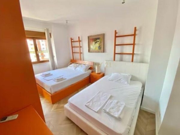 Tirane, jepet me qera apartament 2+1+Aneks+Ballkon Kati 9, 100 m² 850 € (Qender)