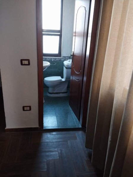 Tirane, jepet me qera apartament Kati 3, 90 m² 450 Euro