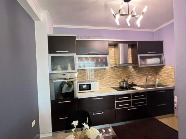 Tirane, shes apartament 2+1+BLK Kati 5, 112 m² 118.000 Euro (rruga loni ligori)