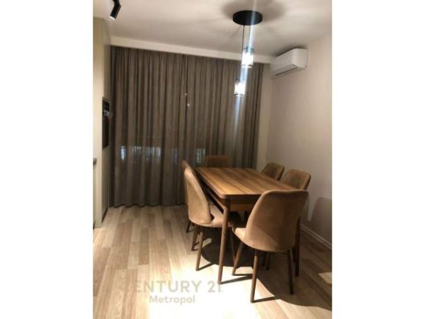 Tirane, jepet me qera 2+1+BLK Kati 2, 800 Euro