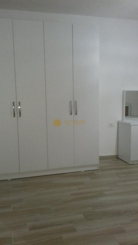 Tirane, jepet me qera apartament 1+1+BLK Kati 6, 67 m² 50.000 Leke