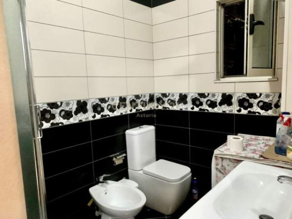 Tirane, shitet apartament 2+1 Kati 5, 130.000 Euro (Astiri)