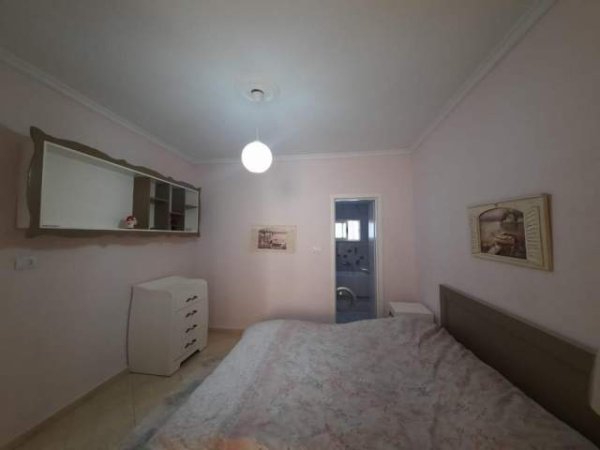 Tirane, jepet me qera apartament 2+1+BLK Kati 6, 120 m² 900 Euro (rruga Nikolla Tupe)