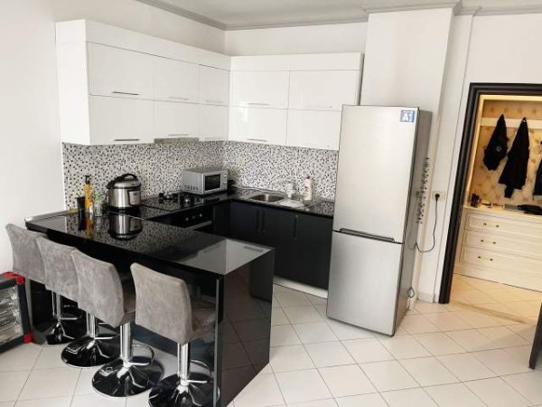 Tirane, shitet apartament 1+1+BLK Kati 4, 68 m² 83.000 Euro (Astir)