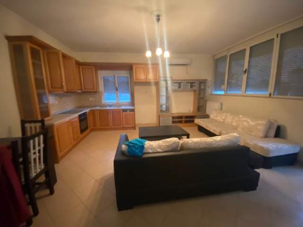Tirane, shitet shtepi 3 Katshe Kati 1, 240 m² 170.000 Euro (Rruga Kastriotet)
