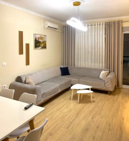 Tirane, shitet apartament 2+1 Kati 3, 66 m² 112.000 Euro (Selvia)