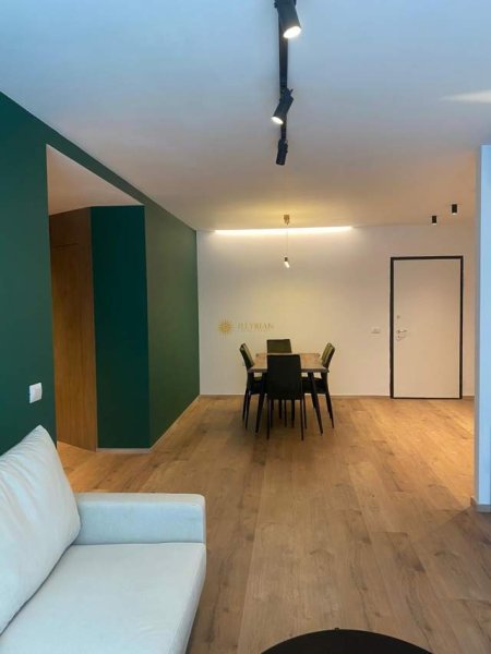 Tirane, jepet me qera apartament 2+1+BLK Kati 3, 87 m² 550 Euro