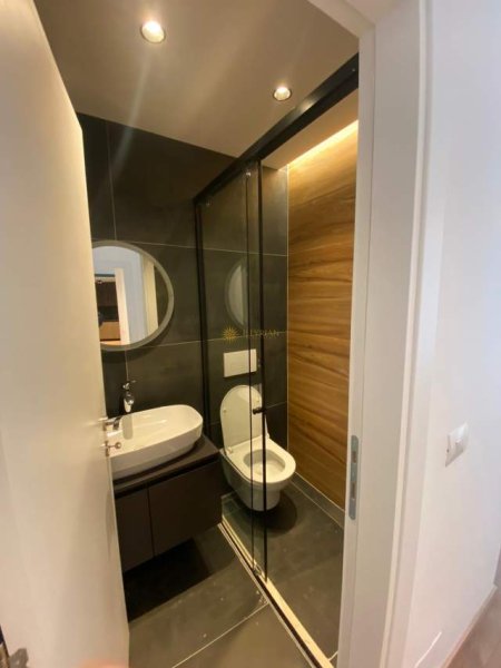 Tirane, jepet me qera apartament 2+1+BLK Kati 3, 87 m² 550 Euro
