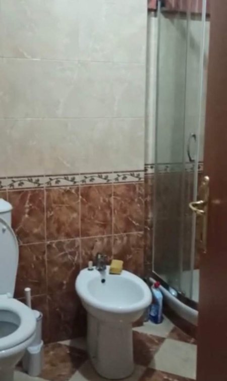Tirane, jepet me qera apartament Kati 5, 70 m² 420 Euro