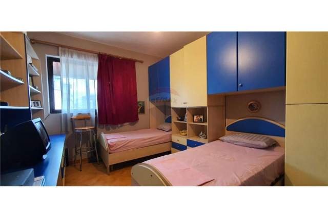 Shqiperi, shitet apartament 2+1+BLK Kati 5, 133 m² 115.000 Euro (Dritan Hoxha)