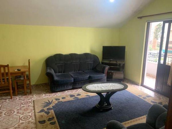 Tirane, jepet me qera shtepi 2+1+BLK Kati 3, 120 m² 40.000 Leke (Don Bosko)