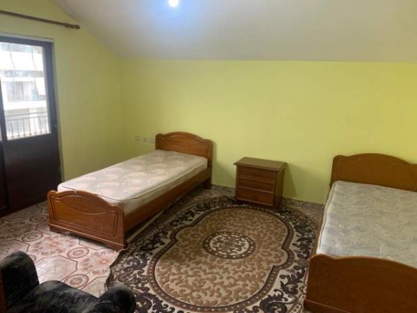 Tirane, jepet me qera shtepi 2+1+BLK Kati 3, 120 m² 40.000 Leke (Don Bosko)