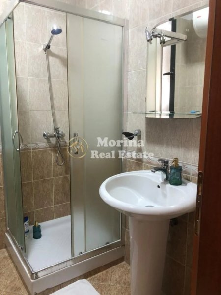 Tirane, jepet me qera apartament 2+1+Ballkon Kati 5, 100 m² 750 € (Rruga e Dibres- Kompeleksi Halili)