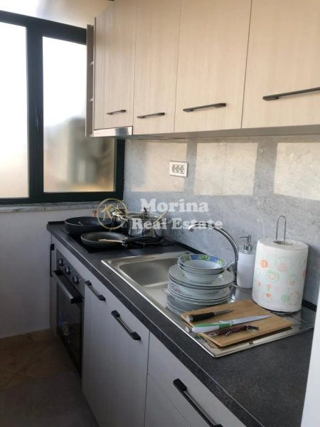 Tirane, jepet me qera apartament 2+1+Ballkon Kati 5, 100 m² 750 € (Rruga e Dibres- Kompeleksi Halili)