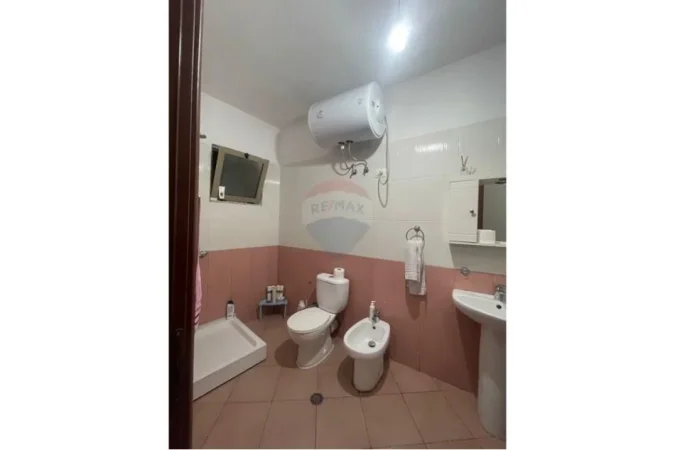 Tirane, jepet me qera apartament 2+1 Kati 5, 100 m² 400 € (Astir, prane 2 Palmave)