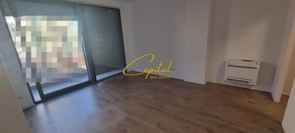 Tirane, jepet me qera zyre Kati 4, 120 m² 1.400 € (ISH BLLOKU)