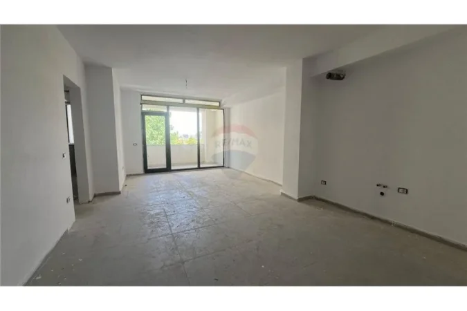 Tirane, shitet apartament 1+1+Ballkon Kati 2, 79 m² 103.000 € (Loni Ligori)