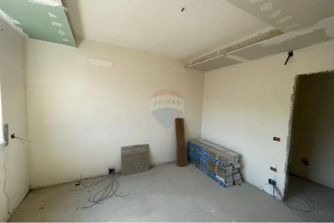 Tirane, shes apartament 2+1 Kati 6, 117 m² 288.000 € (Rruga e Durrsit)