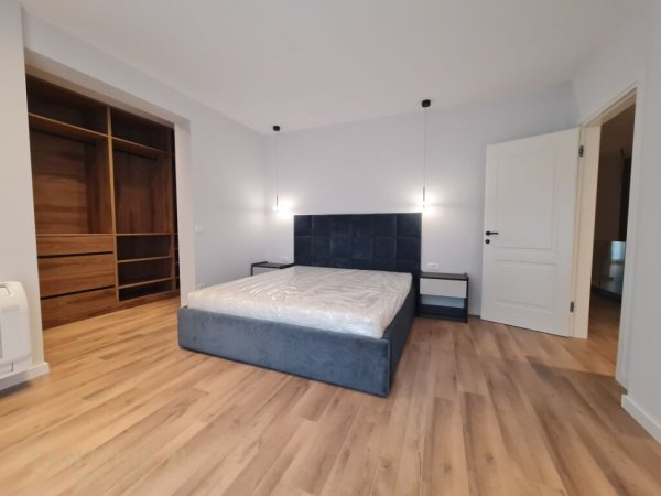 Tirane, jepet me qera Vile 2 Katshe Kati 2, 306 m² 3.500 € (TEG)