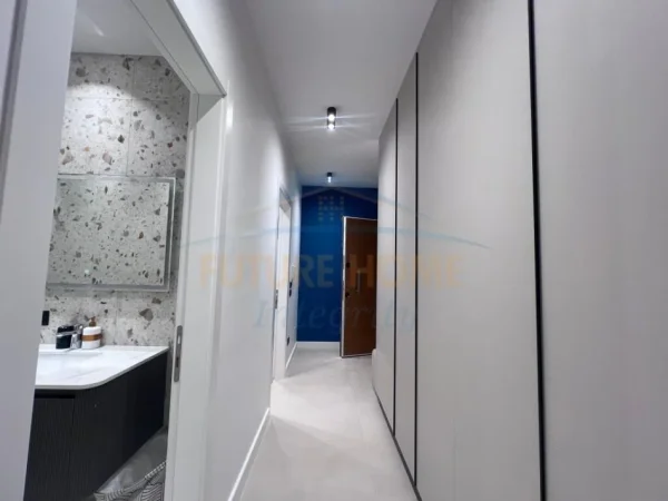 APARTAMENT 1+1 ME QERA NE PORCELAN