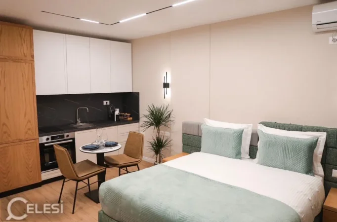 Tirane, jepet me qera garsonier Kati 7, 40 m² 550 € (ASTIR)