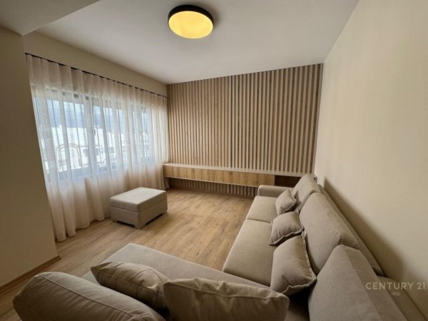 Tirane, jepet me qera apartament 2+1+Aneks+Ballkon Kati 5, 95 m² 650 € (KODRA E DIELLIT)