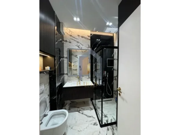 Super apartament 2+1+2 tualete ne shitje tek Residenca “Oazi”,