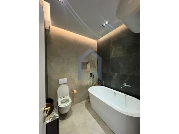 Super apartament 2+1+2 tualete ne shitje tek Residenca “Oazi”,