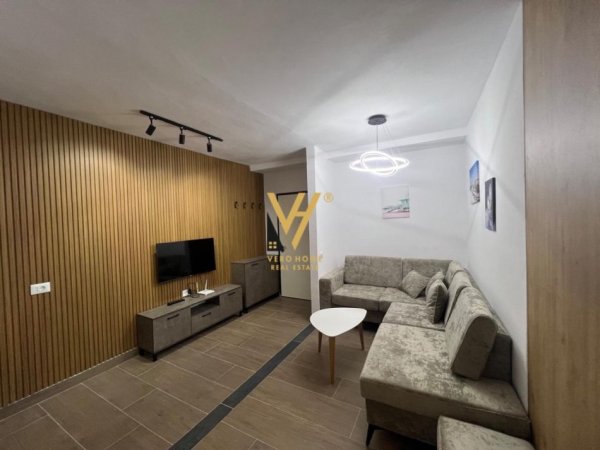 Tirane, jepet me qera apartament 1+1+Ballkon Kati 3, 51 m² 500 € (SELITE)
