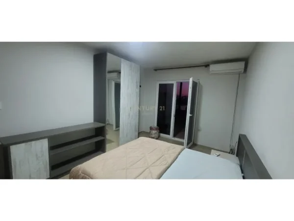 Tirane, jepet me qera hotel Kati 6, 415 m² 4.000 € (Fresk)