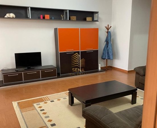 Tirane, jepet me qera apartament 1+1 Kati 1, 117 m² 600 € (Rruga Bilal Sina)