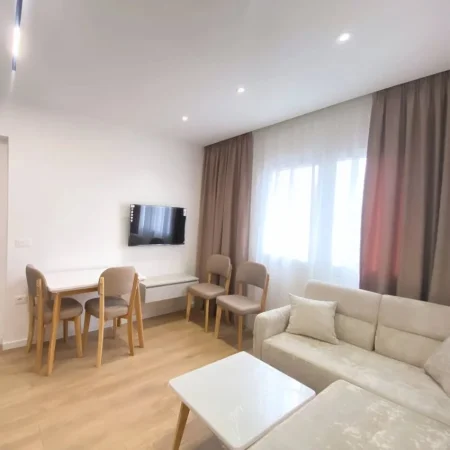 Tirane, shitet apartament 1+1 , 30 m² 97.000 € (21 Dhjetori)