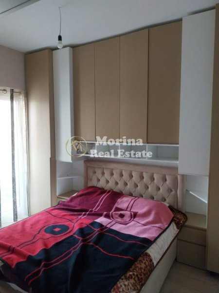 Tirane, jepet me qera apartament 1+1 Kati 4, 65 m² 400 € (Ali Demi-Mangalem 21)