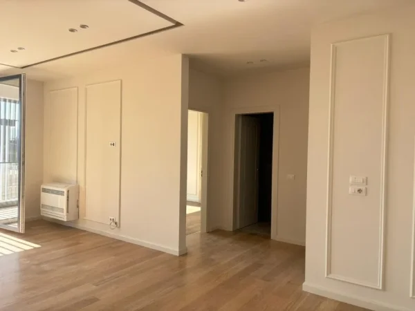 Tirane, shitet apartament 3+1 , 153 m² (Pallati i Brigadave)