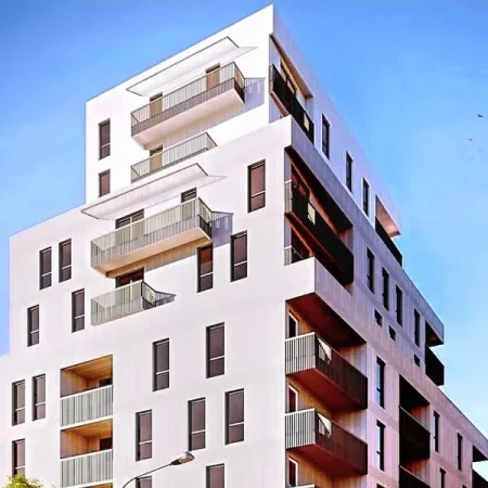 Tirane, shitet apartament 1+1 , 75 m² 130.000 € (Xhamlliku)