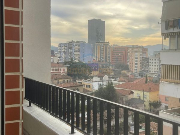 Tirane, shitet apartament 2+1+Ballkon Kati 5, 107 m² 278.000 € (PAZARI I RI)