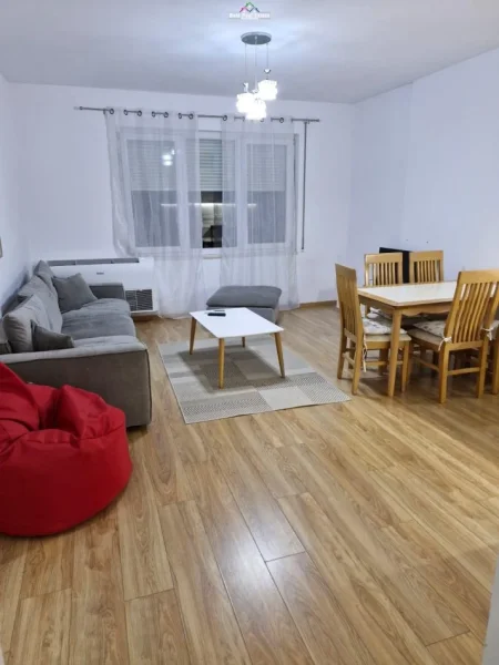Tirane, jepet me qera apartament 2+1 Kati 2, 100 m² 600 € (Tek Rruga e Elbasanit)