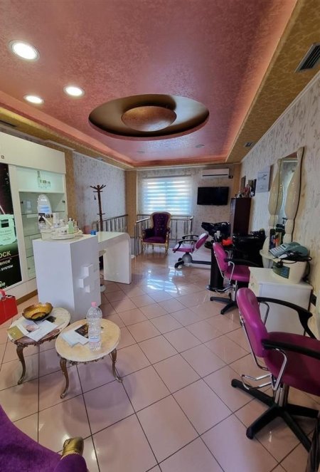 Tirane, jepet me qera ambjent biznesi Kati 0, 130 m² 1.500 € (MINE PEZA)