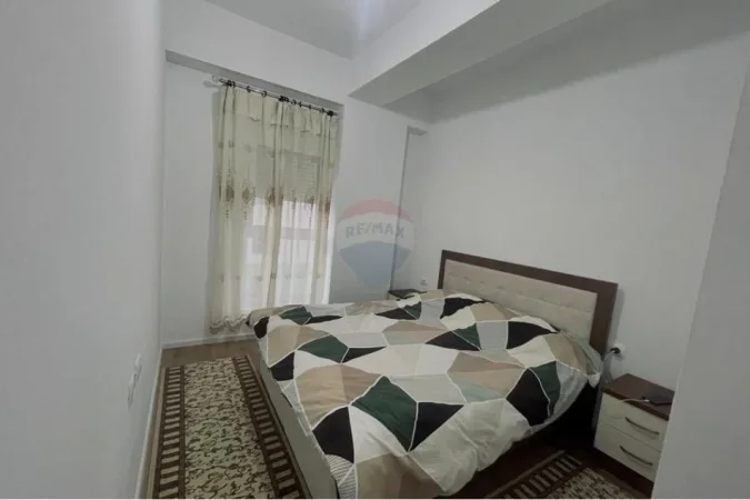 jepet me qera , 74 m² 600 € (Jepet me qira apartament 2+1+2 në Kompleksin Kaimi,)