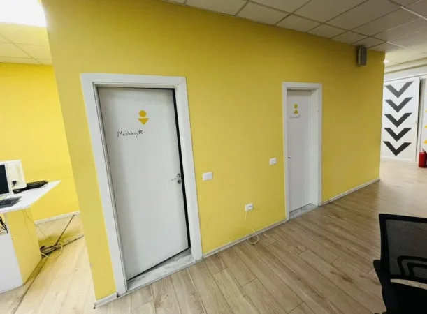 Tirane, jepet me qera zyre Kati 0, 562 m² 7.000 € (Rruga e Dibres)