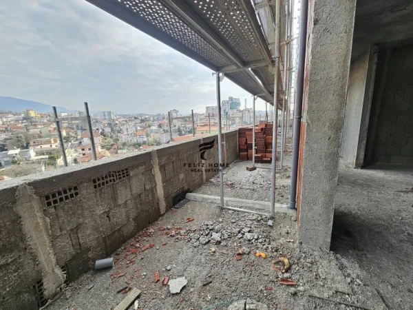 Tirane, shitet apartament 1+1+Ballkon Kati 7, 82 m² 150.000 € (TREGU ELEKTRIK)