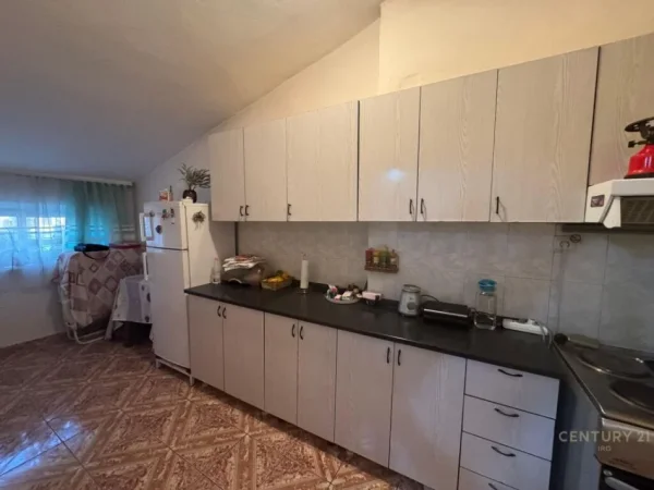 Tirane, shitet apartament 1+1 Kati 6, 69 m² 115.000 € (Myslym Shyrri)