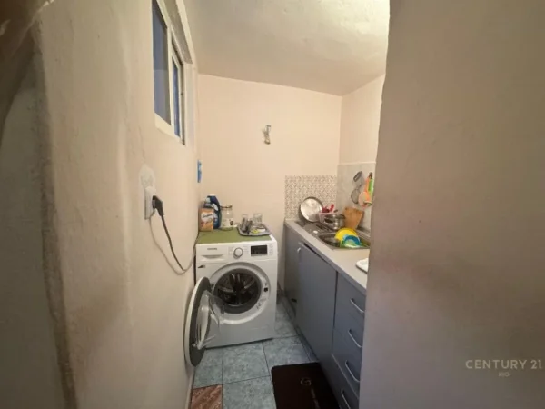 Tirane, shitet apartament 1+1 Kati 6, 69 m² 115.000 € (Myslym Shyrri)